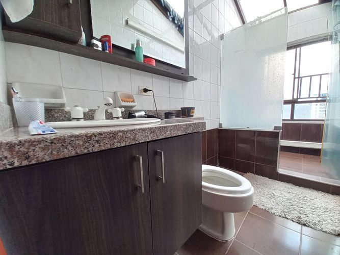 Apartamento de 3 alcobas en venta en La Pola, Ibagué, 177 m² · foto 14 de 24
