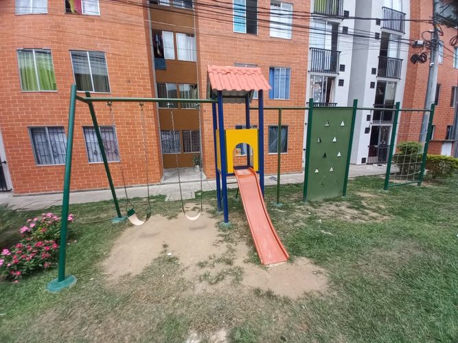 Apartamento de 3 alcobas en venta en Picaleña Y Mirolindo, Ibagué, 53 m² · foto 21 de 24
