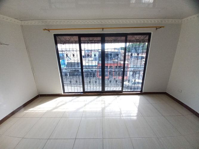 Casa de 6 alcobas en venta en Picaleña Y Mirolindo, Ibagué, 309 m² · foto 10 de 22
