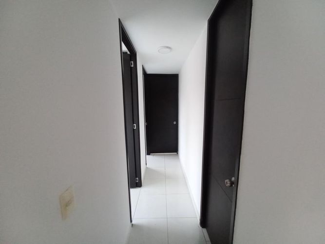 Apartamento de 3 alcobas en venta en Cr. Montecarlo, Ibagué, 51 m² · foto 14 de 24