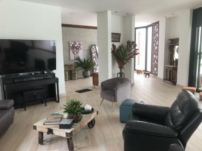 Casa de 4 alcobas en venta en Cn. Las Victorias, Ibagué, 570 m² · foto 9 de 24