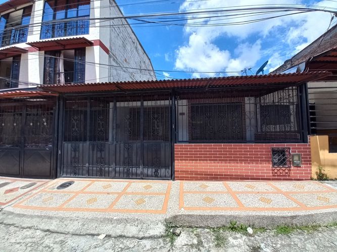 Casa de 3 alcobas en venta en Jordan Et. Iii, Ibagué, 104 m² · foto 3 de 22