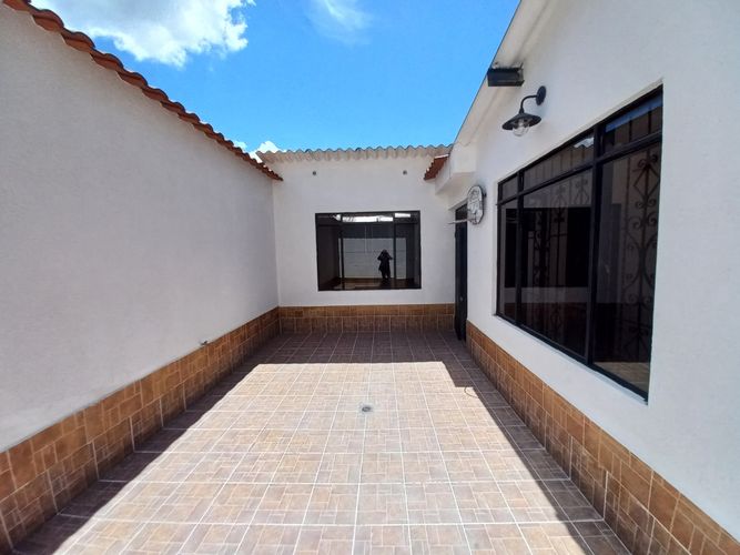 Casa de 3 alcobas en venta en Jordan Et. Iii, Ibagué, 104 m² · foto 20 de 22