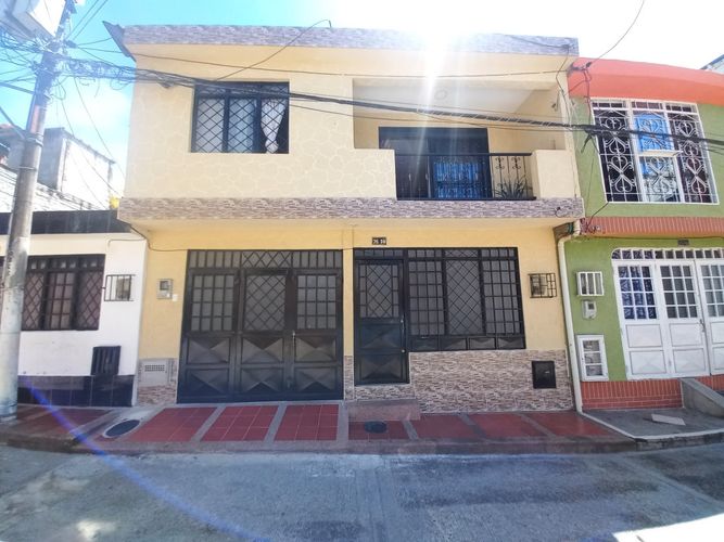 Casa de 7 alcobas en venta en Villa Cristales, Ibagué, 142 m² · foto 4 de 21