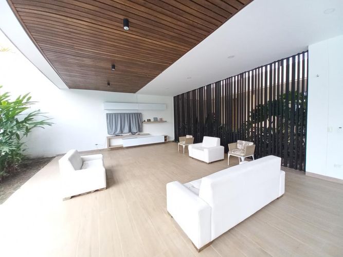 Casa de 6 alcobas en venta en Martinica Parte Alta, Ibagué, 1590 m² · foto 5 de 24