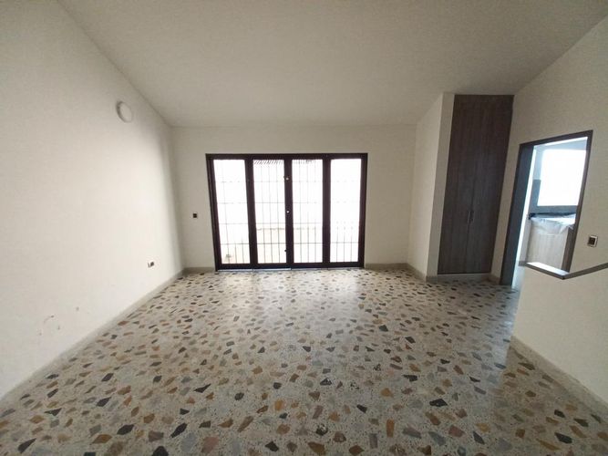 Casa de 6 alcobas en venta en Santa Helena, Ibagué, 197 m² · foto 2 de 24