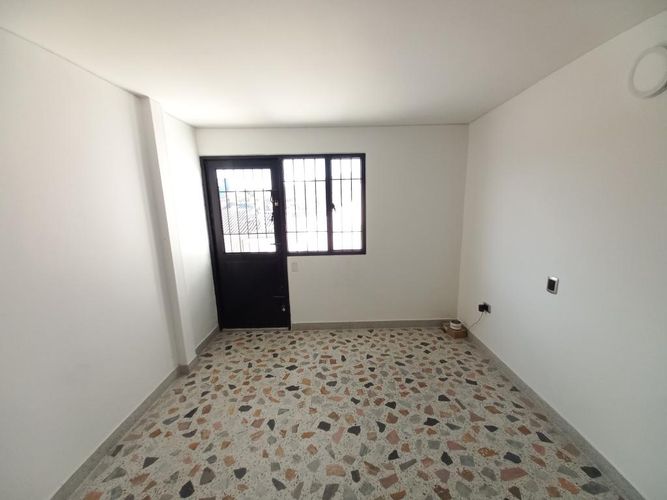 Casa de 6 alcobas en venta en Santa Helena, Ibagué, 197 m² · foto 5 de 24