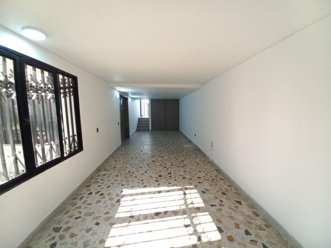 Casa de 6 alcobas en venta en Santa Helena, Ibagué, 197 m² · foto 13 de 24