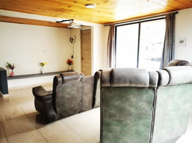 Casa de 5 alcobas en venta en La Esperanza, Ibagué, 400 m² · foto 19 de 24