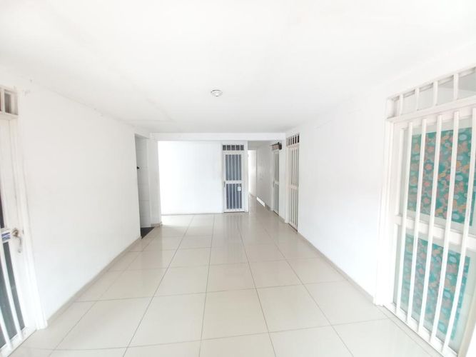 Casa de 14 alcobas en venta en Castellana, Ibagué, 292 m² · foto 4 de 12