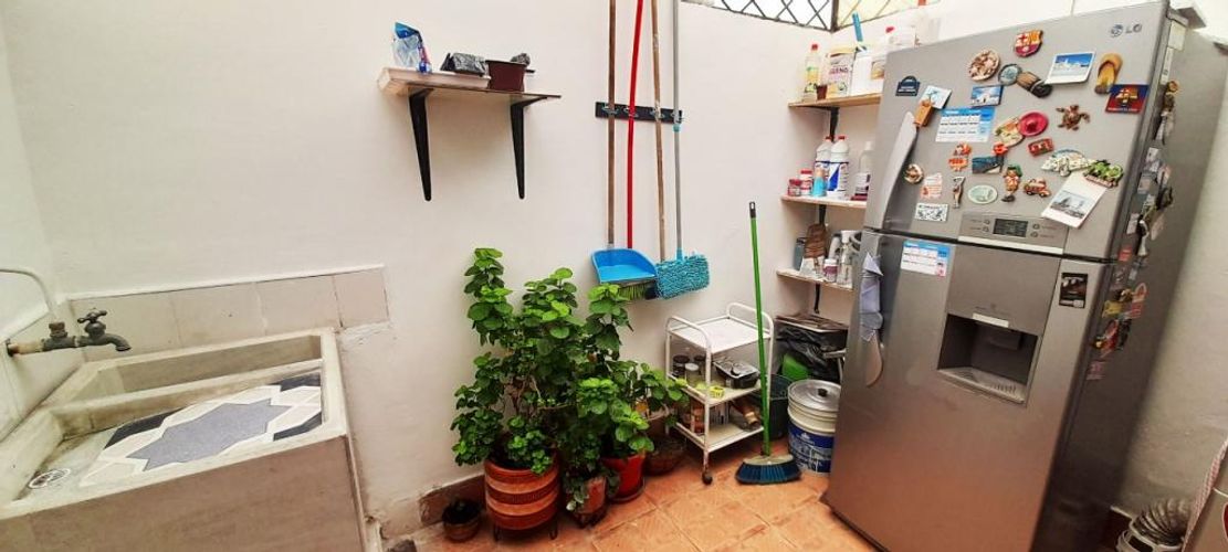 Casa de 6 alcobas en venta en Picaleña Y Mirolindo, Ibagué, 180 m² · foto 10 de 17