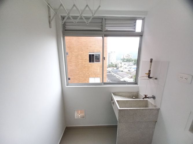 Apartamento de 3 alcobas en venta en La Pola, Ibagué, 117 m² · foto 18 de 24