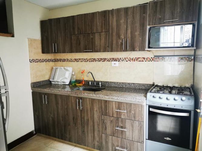 Casa de 9 alcobas en venta en Naciones Unidas, Ibagué, 307 m² · foto 20 de 22