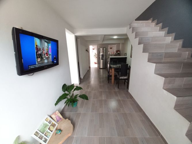 Casa de 3 alcobas en venta en Ub. Altos De Vasconia, Ibagué, 123 m² · foto 7 de 23