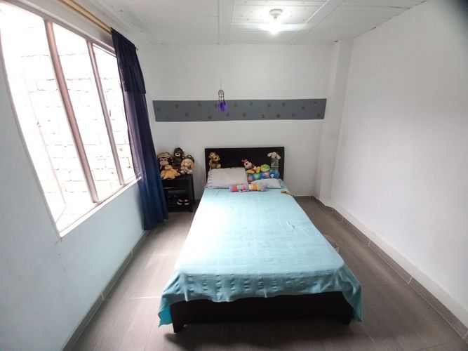 Casa de 3 alcobas en venta en Ub. Altos De Vasconia, Ibagué, 123 m² · foto 21 de 23