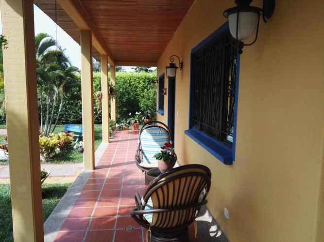 Casa de 3 alcobas en venta en San Martin, Ibagué, 360 m² · foto 5 de 20