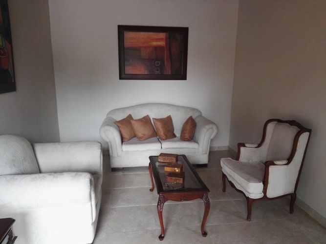 Casa de 3 alcobas en venta en San Martin, Ibagué, 360 m² · foto 7 de 20