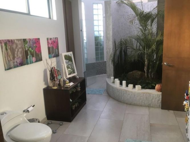 Casa de 6 alcobas en venta en Martinica Parte Alta, Ibagué, 780 m² · foto 18 de 24