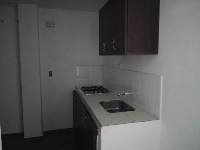 Edificio en venta en Cordobita, Ibagué, 532 m² · foto 4 de 11
