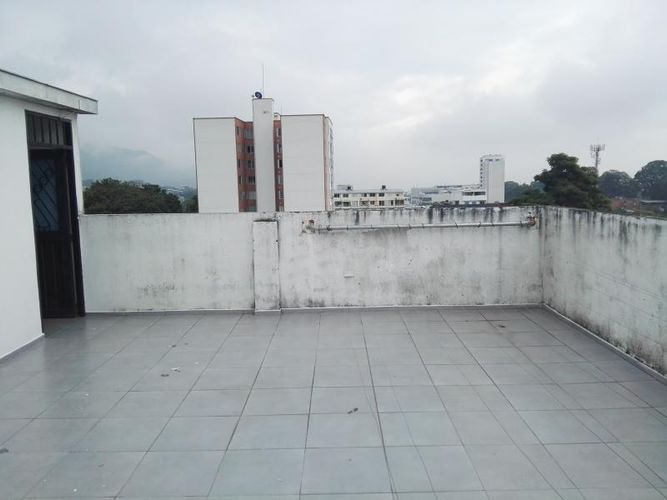 Edificio en venta en Cordobita, Ibagué, 532 m² · foto 10 de 11