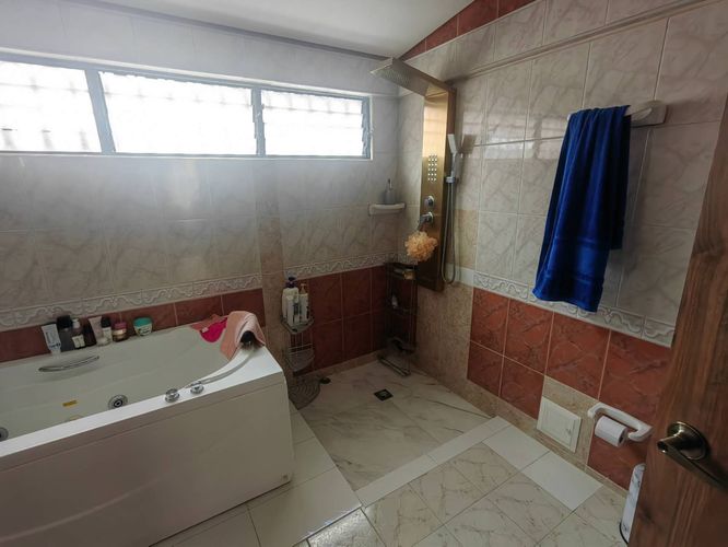 Casa de 4 alcobas en venta en El Recreo De Los Frailes, Bogotá, 247 m² · foto 8 de 13