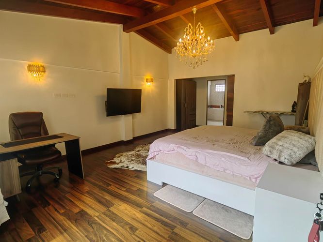 Casa de 4 alcobas en venta en El Recreo De Los Frailes, Bogotá, 247 m² · foto 11 de 13