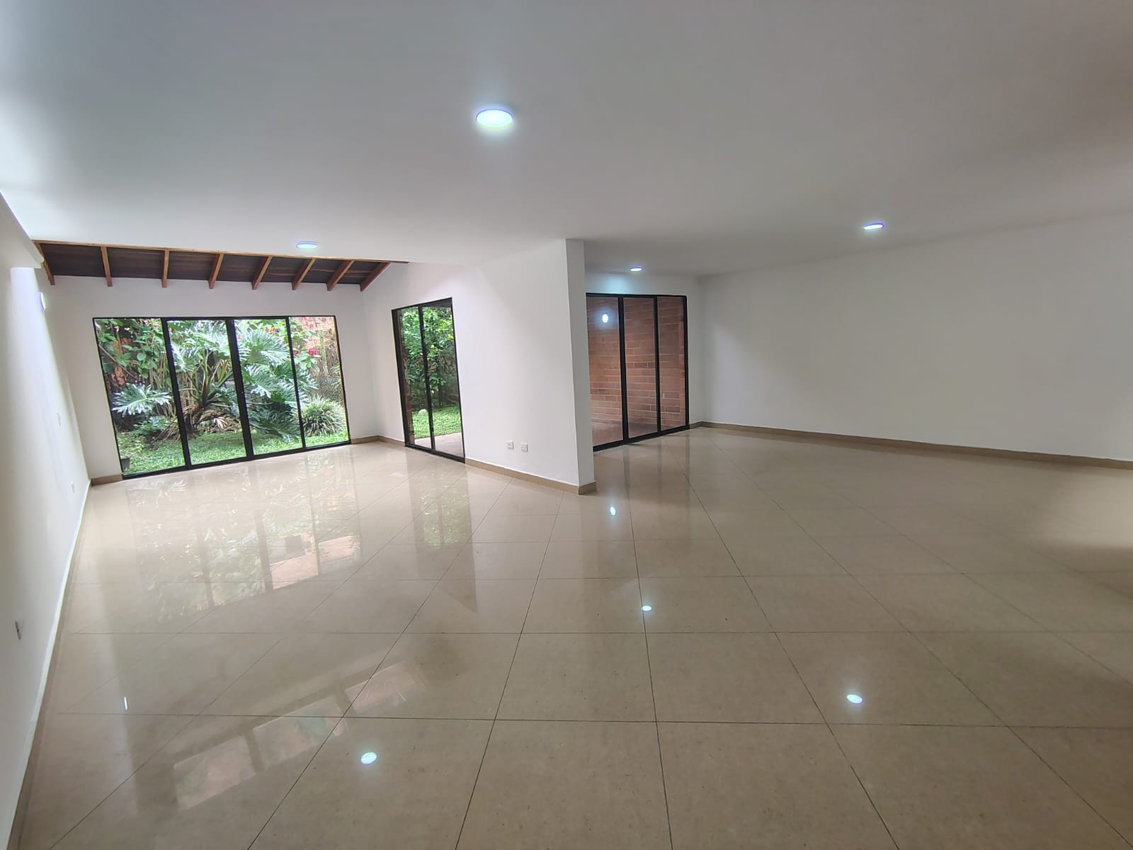 Casa en Arriendo en El Poblado, Medellín