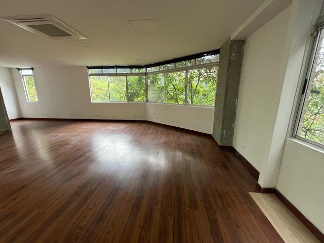 Oficina en arriendo en El Poblado, Medellín, 116 m² · foto 6 de 17