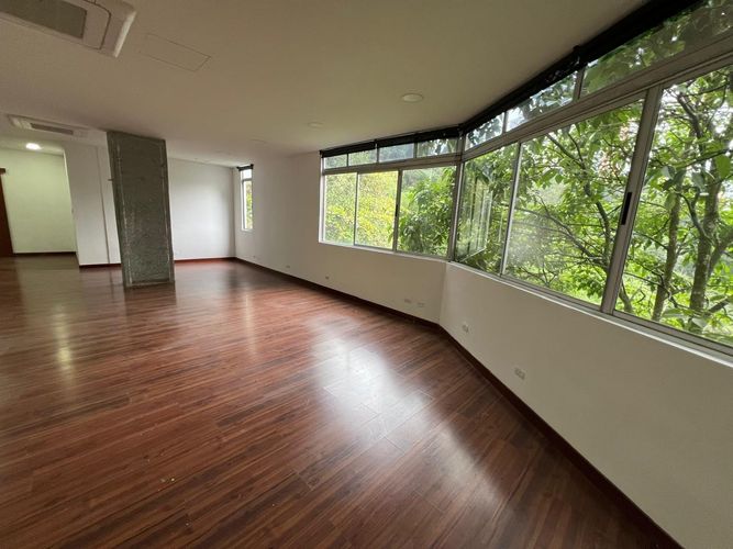 Oficina en arriendo en El Poblado, Medellín, 116 m² · foto 14 de 17