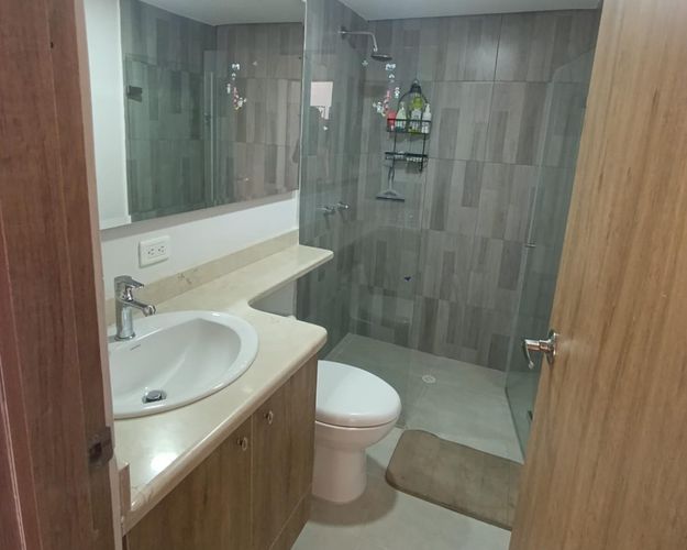Apartamento de 3 alcobas en venta en El Poblado, Medellín, 125 m² · foto 10 de 10