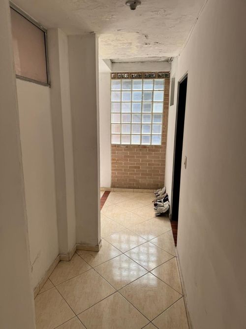 Edificio en venta en Las Palmas, Medellín, 409 m² · foto 3 de 15