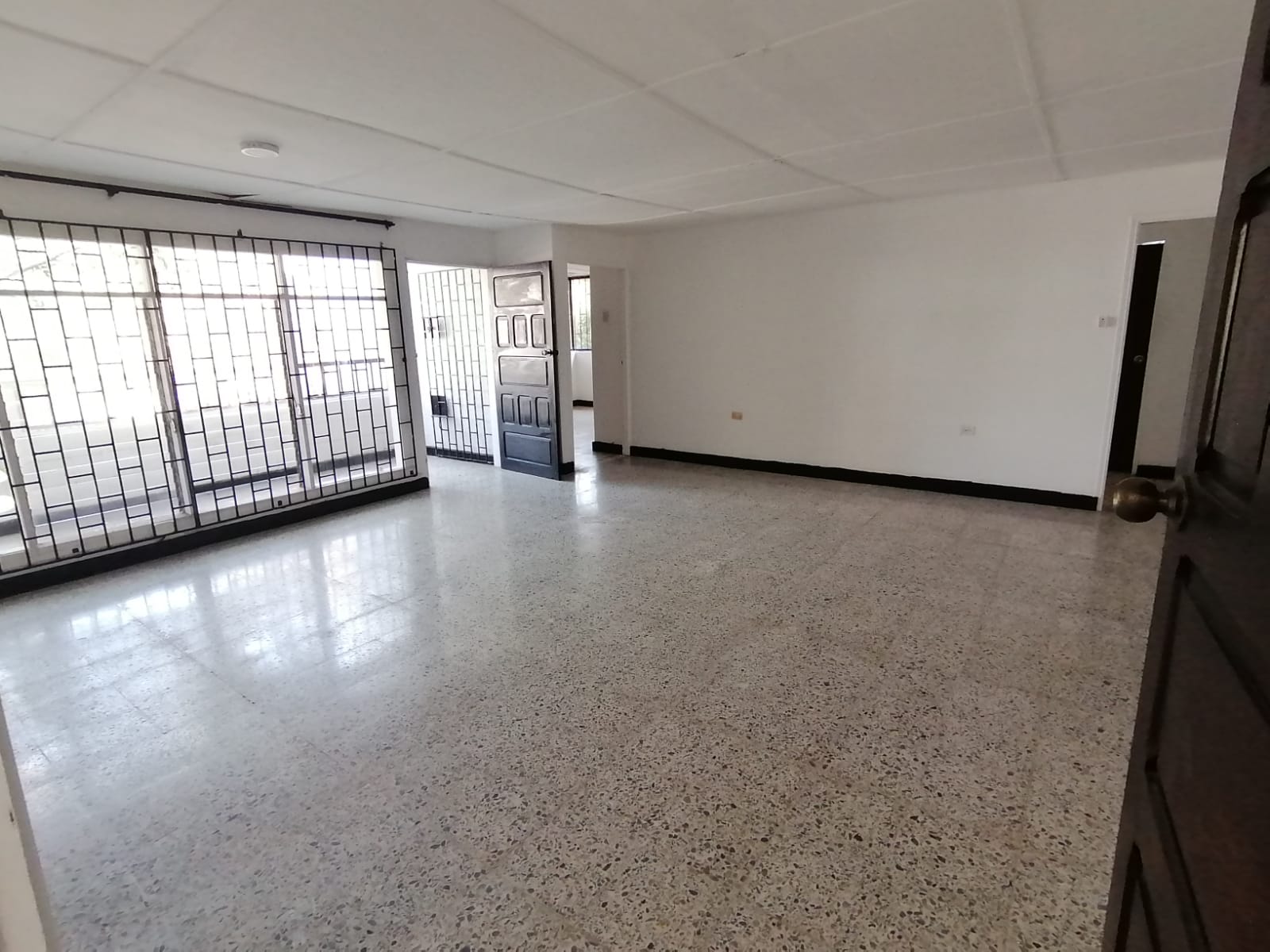 Apartamento en venta en Paraiso, Barranquilla · foto 2 de 24