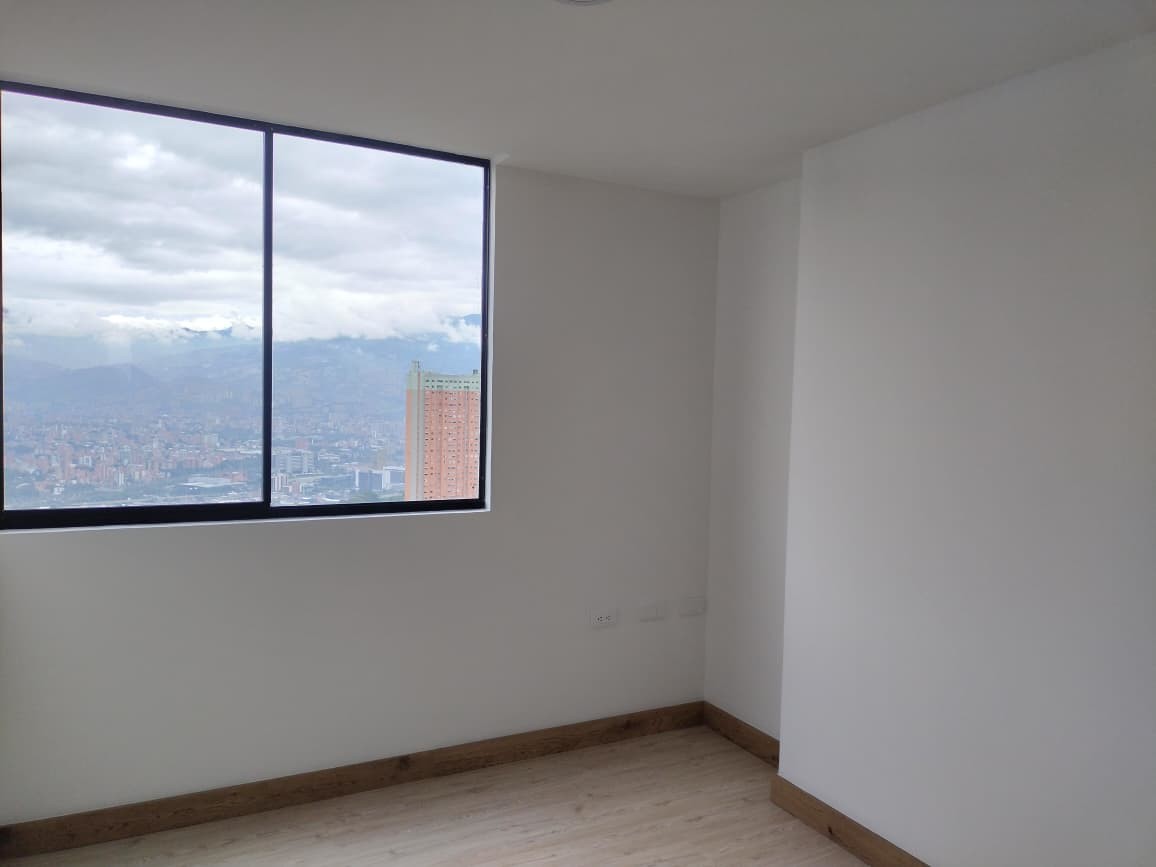 Apartamento en venta en El Poblado, Medellín · foto 8 de 16