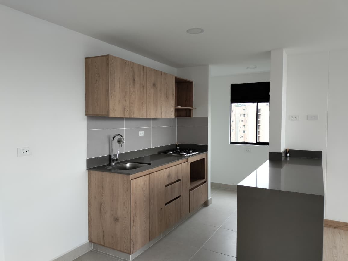 Apartamento en venta en El Poblado, Medellín · foto 4 de 16