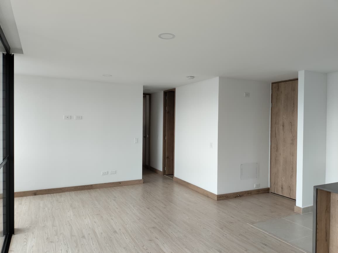 Apartamento en venta en El Poblado, Medellín · foto 7 de 16