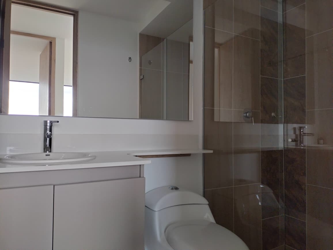 Apartamento en venta en El Poblado, Medellín · foto 15 de 16