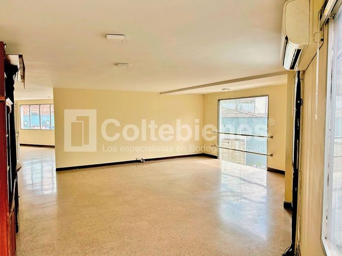 Edificio en venta en San Diego, Medellín, 392 m² · foto 6 de 13