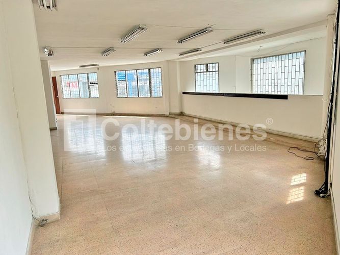 Edificio en venta en San Diego, Medellín, 392 m² · foto 11 de 13