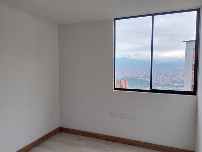 Apartamento en venta en El Poblado, Medellín · foto 10 de 15
