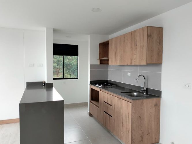 Apartamento en venta en El Poblado, Medellín · foto 5 de 15