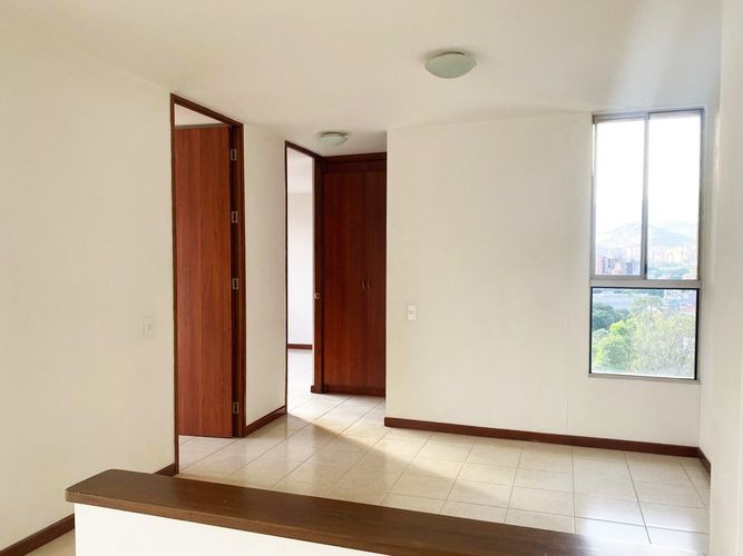 Apartamento de 2 alcobas en arriendo en El Poblado, Medellín, 86 m² · foto 11 de 13