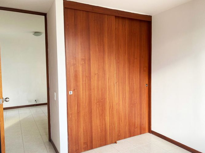 Apartamento de 2 alcobas en arriendo en El Poblado, Medellín, 86 m² · foto 9 de 13