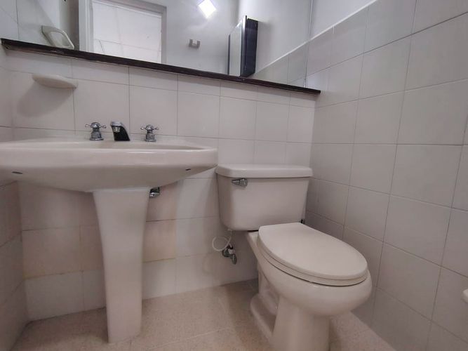 Oficina en arriendo en Patio Bonito, Medellín, 55 m² · foto 9 de 9
