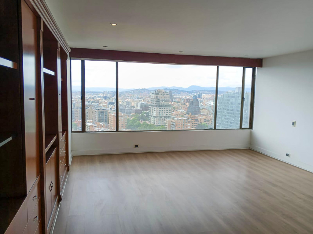 Apartamento en venta en Chicó Alto, Bogotá · foto 7 de 13