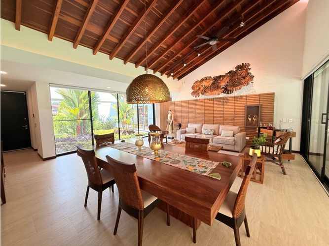 Casa de 4 alcobas en venta en Via El Eden, Armenia, 350 m² · foto 3 de 24