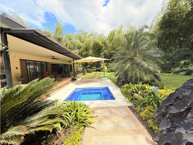 Casa de 4 alcobas en venta en Via El Eden, Armenia, 350 m² · foto 11 de 24