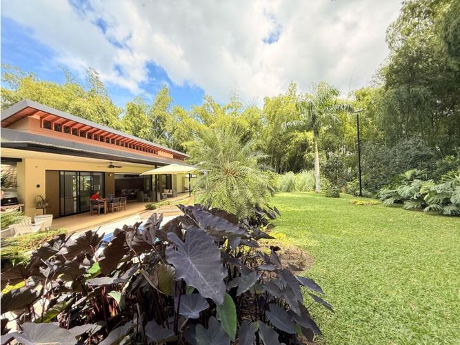 Casa de 4 alcobas en venta en Via El Eden, Armenia, 350 m² · foto 16 de 24