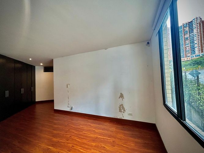 Apartaestudio en venta en La Salle, Bogotá, 84 m² · foto 9 de 14