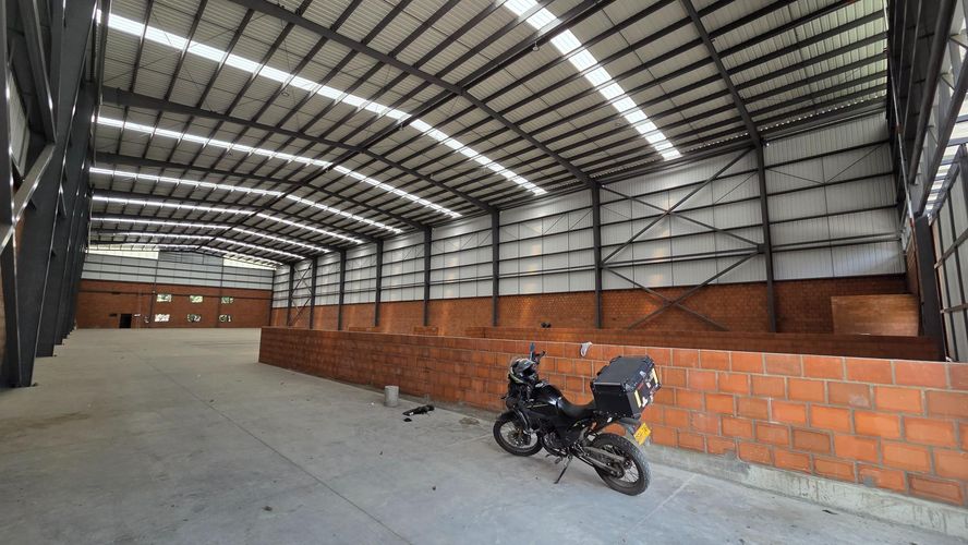 Bodega en arriendo en Zona Industrial, Yumbo, 3000 m² · foto 23 de 24