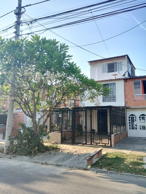 Casa de 4 alcobas en venta en Bolo - La Italia, Palmira, 136 m² · foto 2 de 20
